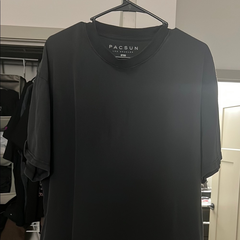 PacSun Men's Black T-Shirt